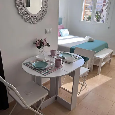 Apartment Estudio Montanar A 50 Metros Del Mar