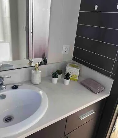 Estudio Montanar A 50 Metros Del Mar